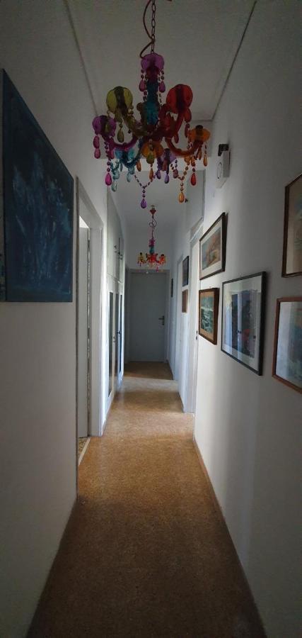 Vintage 70S Flat Apartment Athena Bagian luar foto